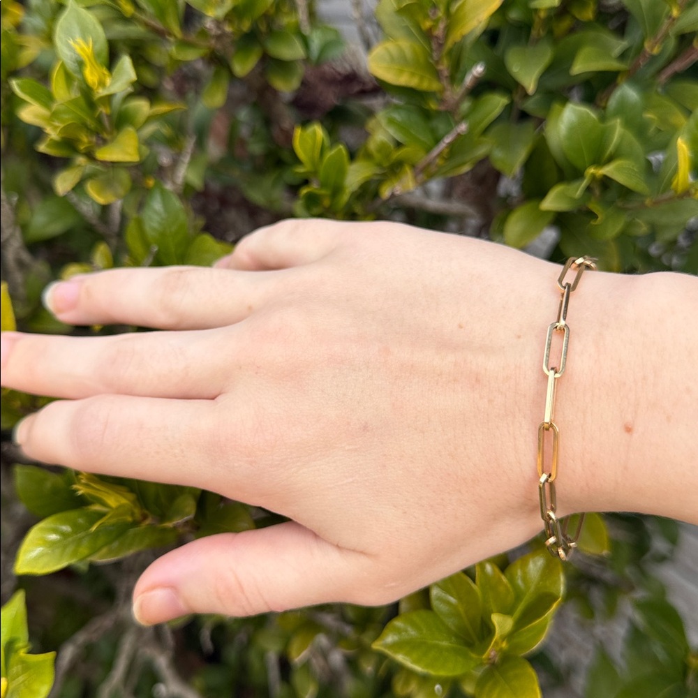14 K Solid Gold Paper Clip Chain Link Bracelet - Picture 5 of 5